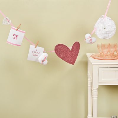 DIY Valentine's Card Holder Garland