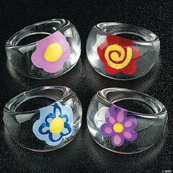 Acrylic Rings With Flower Design