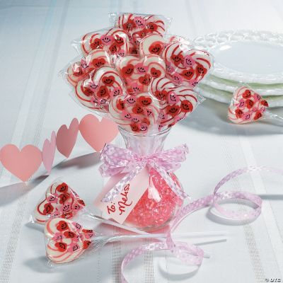 Heart-Shaped Swirl Pops