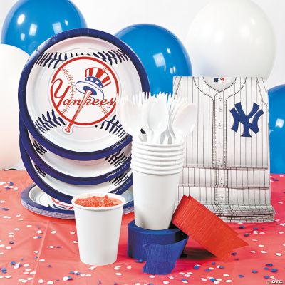 MLB® New York Yankees™ Basic Party Pack