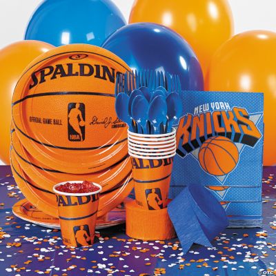 NBA® New York Knicks™ Basic Party Pack