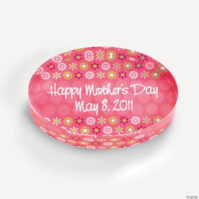 Personalized Darling Daisy Oval Paperweight