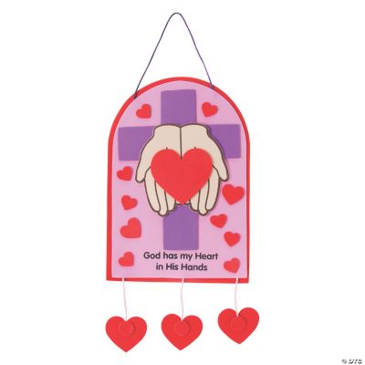 “God Has My Heart In His Hands” Sign Craft Kit