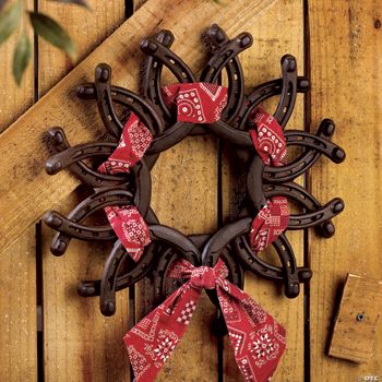 Horseshoe Wreath with Bandanna