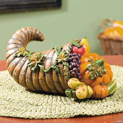 Cornucopia with Fruit & Vegetables
