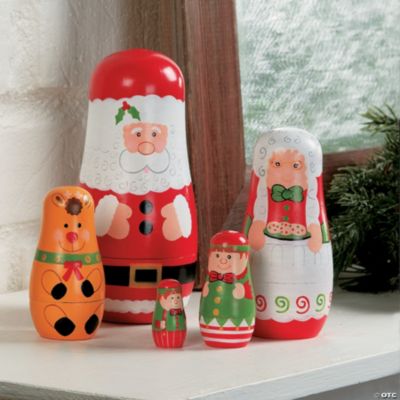 Nesting Santa Family