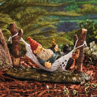 Gnome on a Hammock