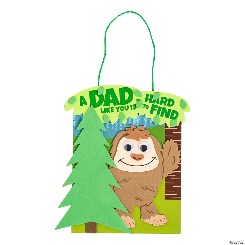 Bigfoot Father&#8217;s Day Sign Craft Kit - Makes 12 Image