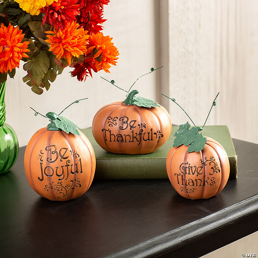 &#8220;Carved&#8221; Thanksgiving Pumpkin Set Image