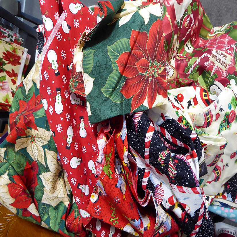 Christmas Designer Cotton Fabric Scraps Bags Fabric Pieces Strips  Remnants Image