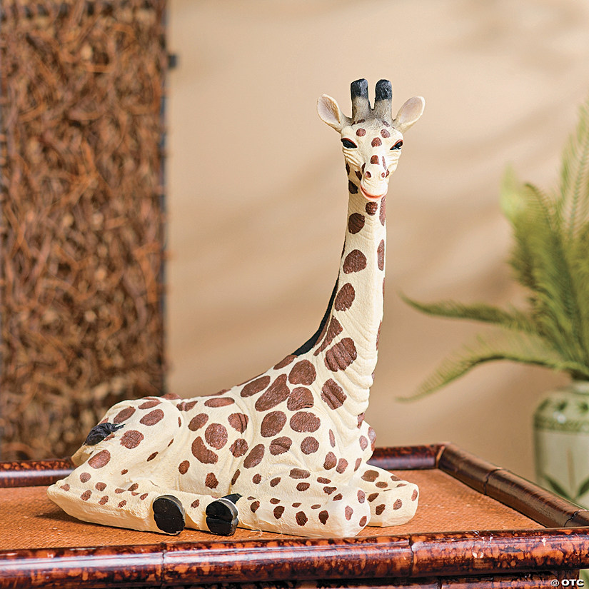 Giraffe Statue - Discontinued