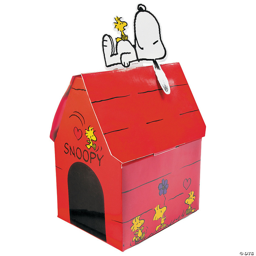 Peanuts&#174; Valentine Card Box Image