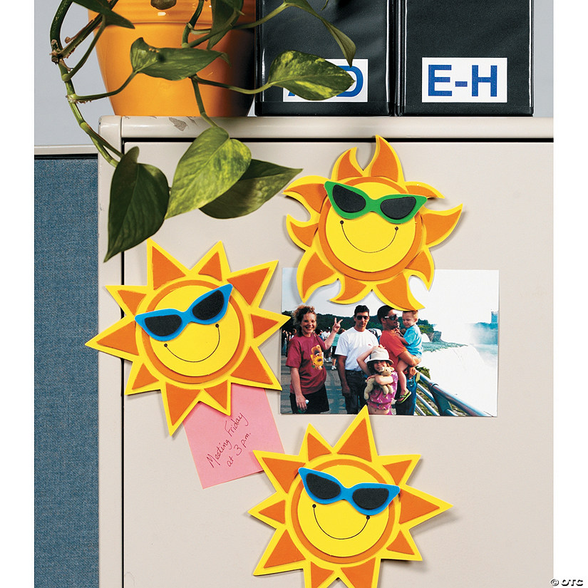 Smile Face Sun Magnet Craft Kit - Makes 12 Image