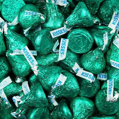 500 Pcs Green Candy Hershey's Kisses Milk Chocolates Image 1