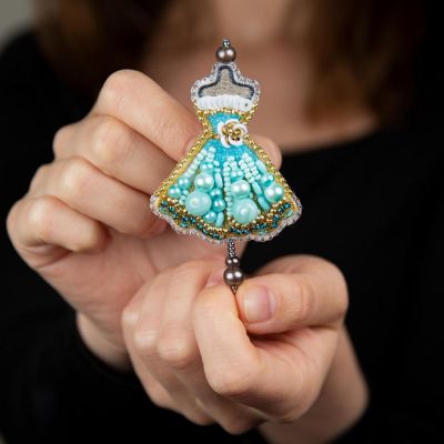 BP-322C Beadwork kit for creating brooch Crystal Art "Dress" Image 1