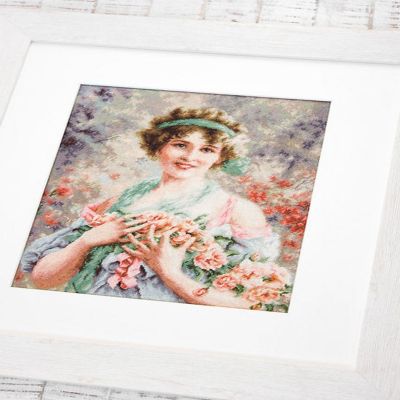 Crafting Spark (Wizardi) - The Girl with Roses B553L Counted Cross-Stitch Kit Image 2