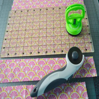 CutterPillar Mini Quilting Clamp for Holding, Cutting and Moving Quilting Ruler Image 2