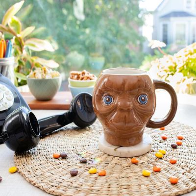 E.T. The Extra-Terrestrial Face 3D Sculpted Ceramic Mug  Holds 20 Ounces Image 3