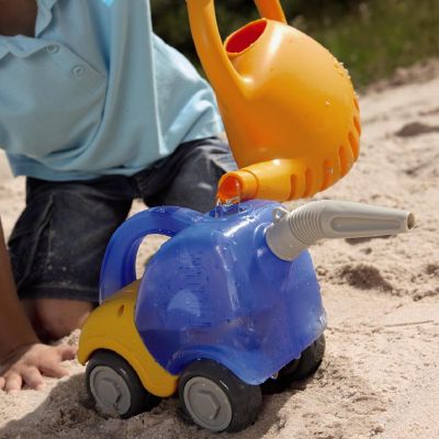 HABA Sand Play Tanker Truck and Funnel for Transporting Water at the Beach, Pool or Sandbox Image 2