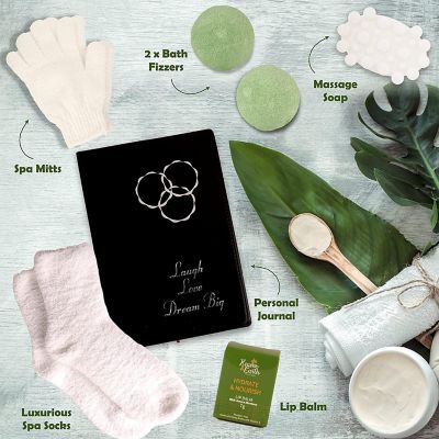 Heaven & Earth - Cucumber Melon & Green Tea Bath & Body 18-Piece Gift Basket with Journal Image 2
