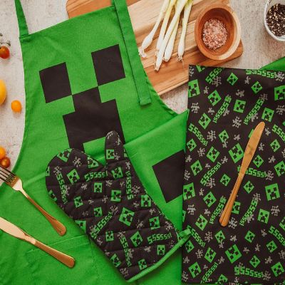 Minecraft Green Creeper Kitchen Set  Apron, Oven Mitt, Dish Towels, Pot Holder Image 1
