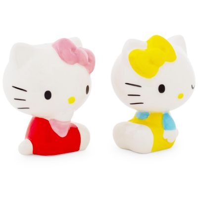 Sanrio Hello Kitty and Mimmy Ceramic Salt and Pepper Shaker Set Image 2