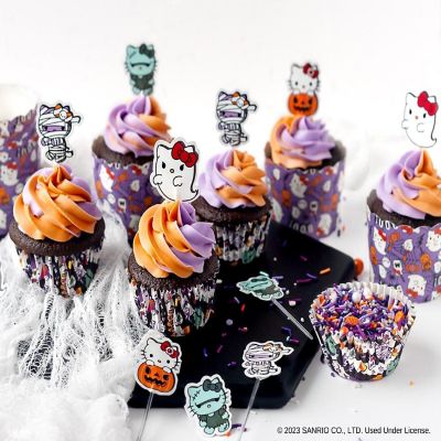 Sanrio Hello Kitty Halloween 37-Piece Cupcake Party Set Image 3