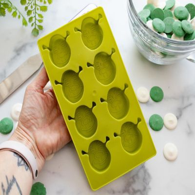 Shrek Reusable Silicone Ice Cube Tray  Makes 8 Cubes Image 3
