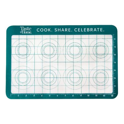 Taste of Home Silicone Baking Mat - Small Image 2