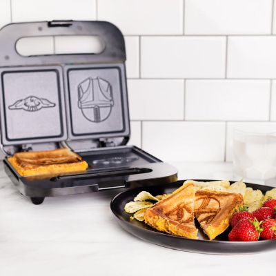 Uncanny Brands The Mandalorian Grilled Cheese Maker- Panini Press and Compact Indoor Grill- Baby Yoda and Mando Sandwich Image 2