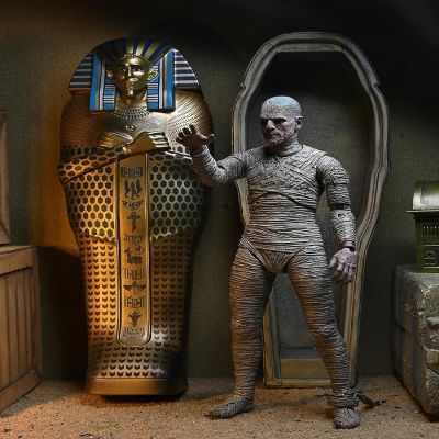Universal Monsters 7 Inch Scale Action Figure Acessory Set  The Mummy Image 1