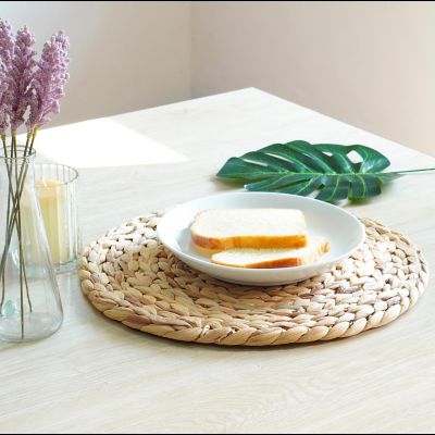 Wickerwise Set of 4 Decorative Round 14.5"" Natural Woven Handmade Water Hyacinth Placemats Image 1