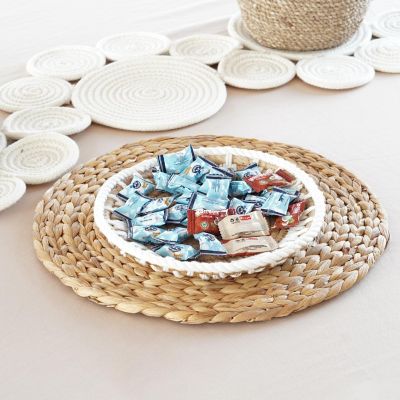 Wickerwise Set of 4 Decorative Round 14.5"" Natural Woven Handmade Water Hyacinth Placemats Image 2
