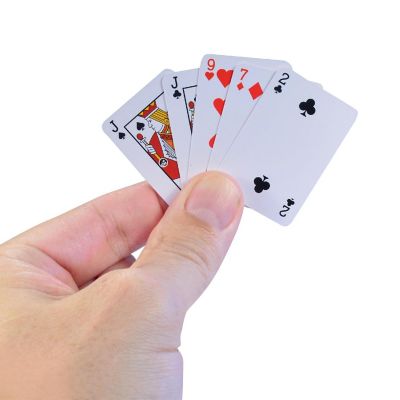 Worlds Smallest Playing Cards Image 2