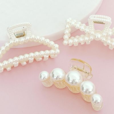 Wrapables Large Pearl Hair Claws Pearl Hair Clips Nonslip Jaw Clips Hair Styling (set of 3) Image 2