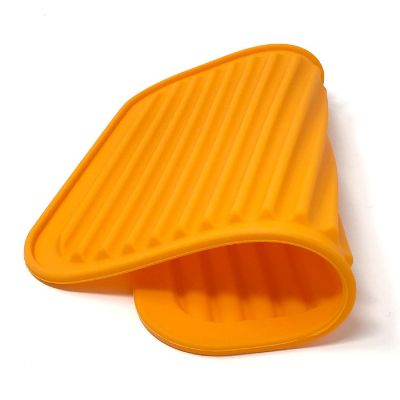 Wrapables Silicone Trivet, Multi-use Durable Flexible Non-Slip Insulated Silicone Mat (Set of 2), Orange Image 2