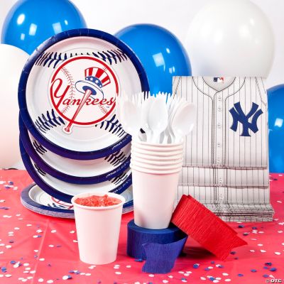 MLB® New York Yankees™ Party Supplies