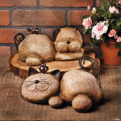 Resting Dog & Cat Details