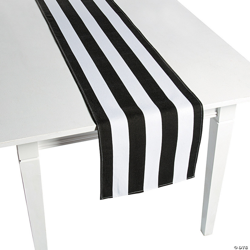 black and white tablecloth roll