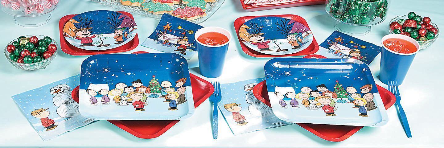 Peanuts® Christmas Party Supplies