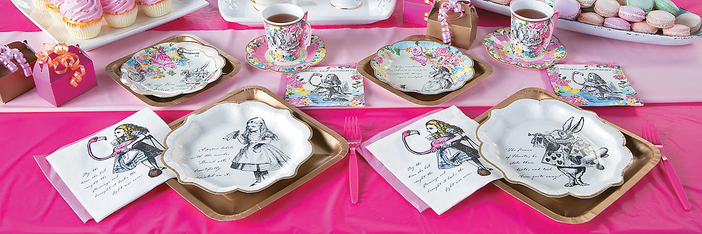 Alice Theme WOODEN TEAPOT PERSONALISED Table Confetti Scatter Favours Vintage 