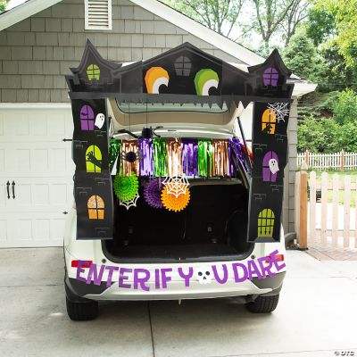 Value Haunted House Trunk-or-Treat Decorating Kit - 17 Pc. | Oriental ...