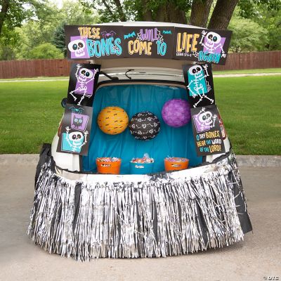 Ezekiel Dry Bones Come to Life Trunk-or-Treat Decorating Kit - 16 Pc.