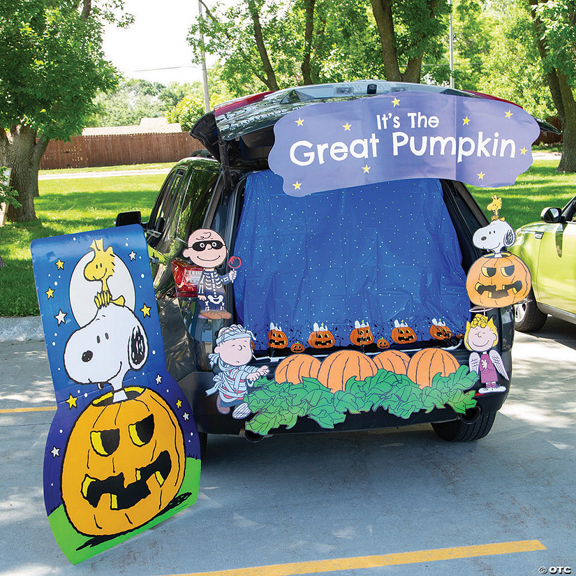 Deluxe Peanuts ® It’s the Great Pumpkin Trunk-or-Treat Decorating Kit ...