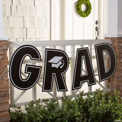 Graduation Yard Signs and Outdoor Decor