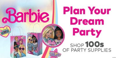 Party City Moana Tableware Party Kit for 16 Guests with Centerpiece and Banner