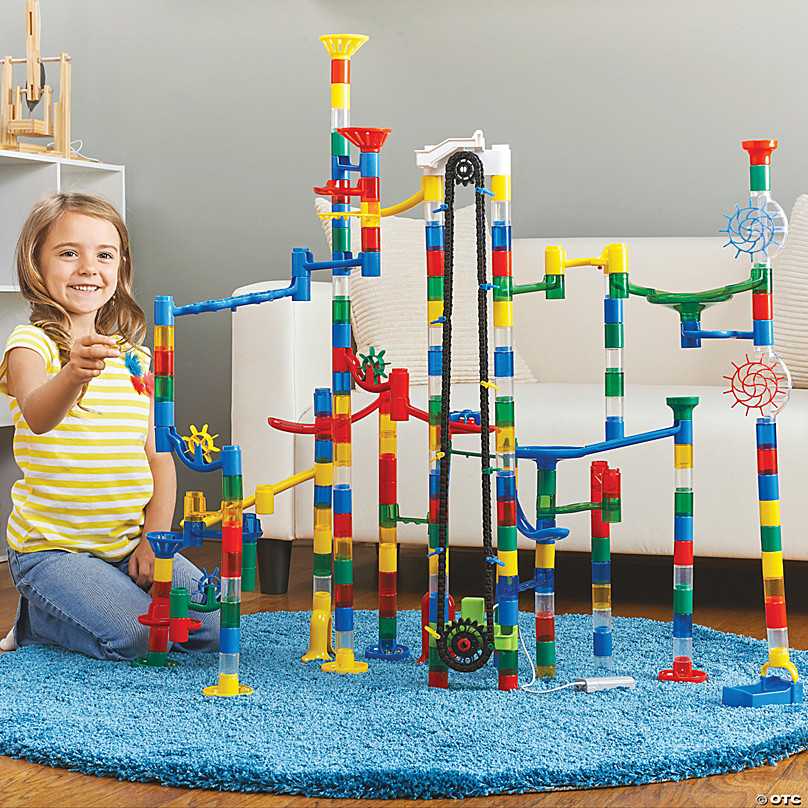 Discovery Kids Marble Run with over 300 pieces 