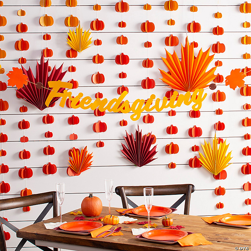 12 Best Friendsgiving Decorations and Decor in 2022