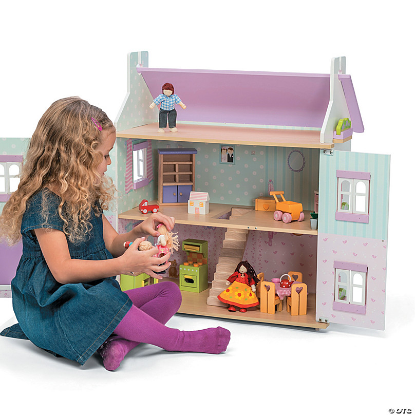 dolls houses made from wood, mayberry manor, lavender, sophie dolls house  and hillside house.