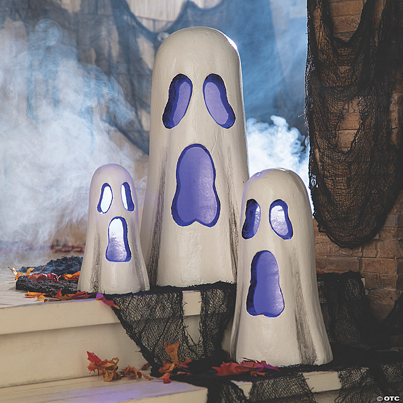 Davies 11458 Halloween Light-Up Ghost Decoration Set 